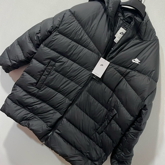 Nike Women Long Puffer Black Jacket - Picture 1 of 7